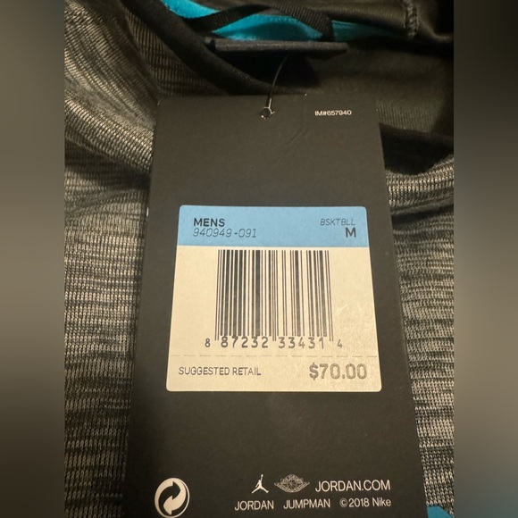 Charlotte Hornets Jordan Nike Spotlight Hoodie Men’s Medium New With Tags Grey - Picture 4 of 6